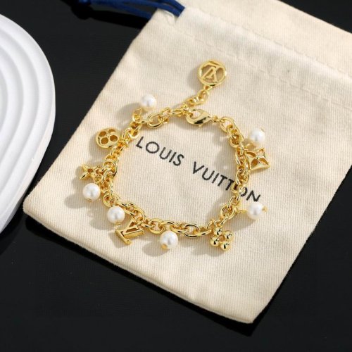 LV Bracelet 11yxx143 (4)_3587497